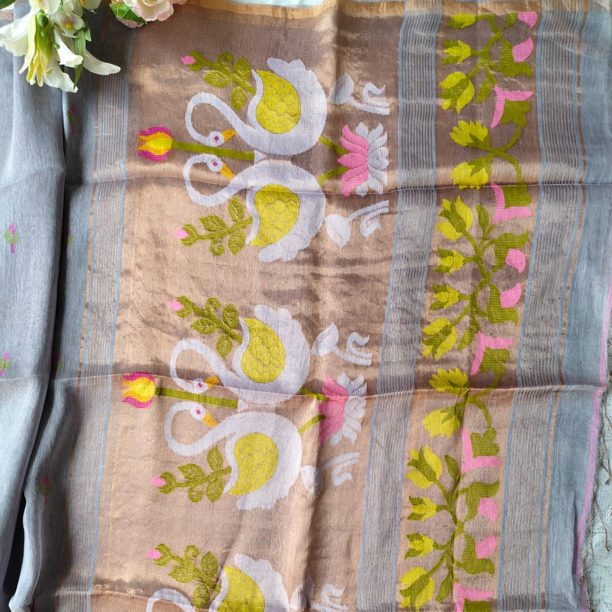 Handloom tissue linen saree