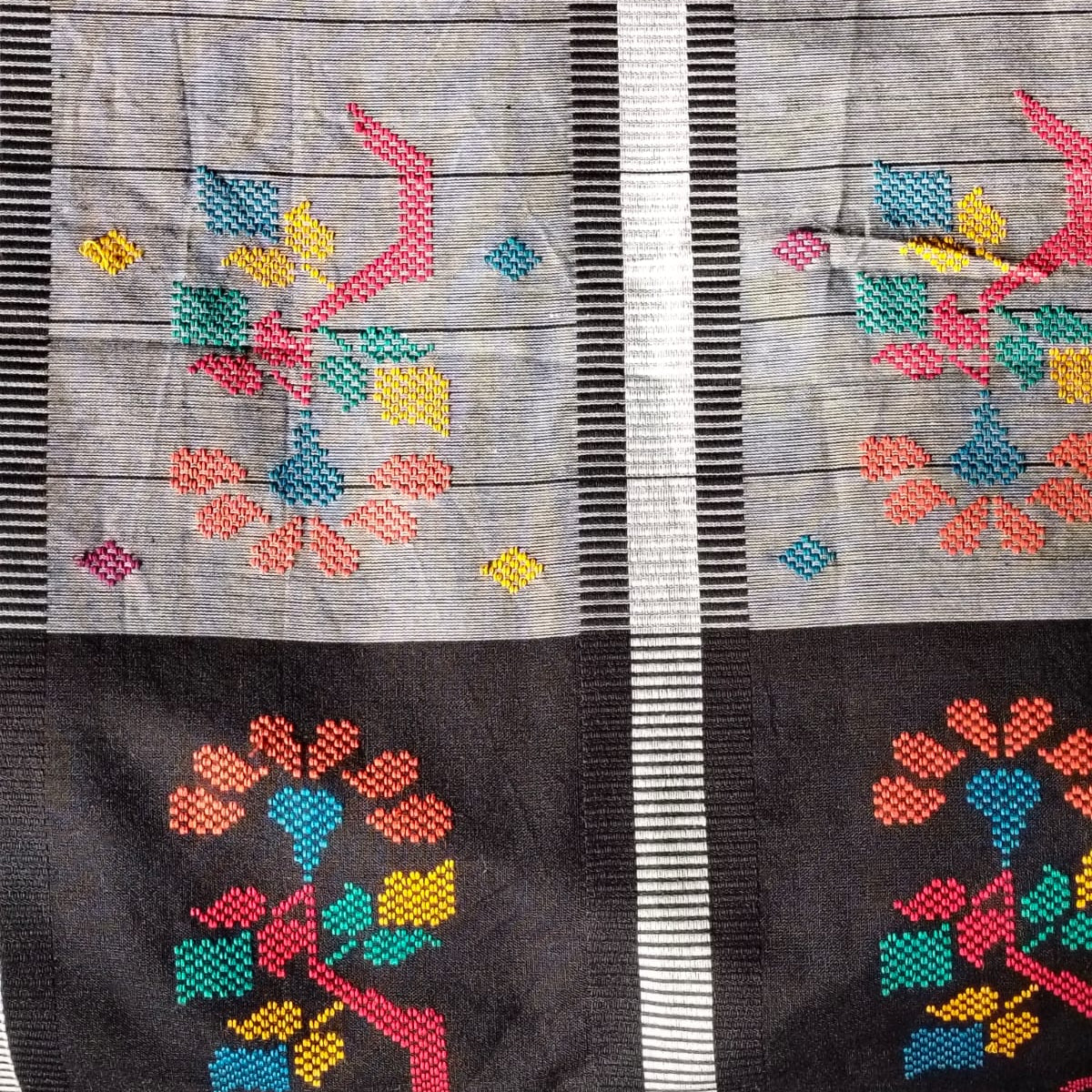 Handloom cotton jamdani saree