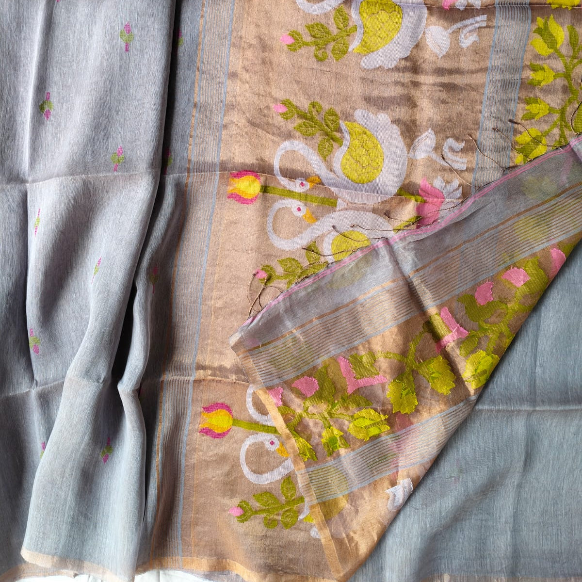 Handloom tissue linen saree