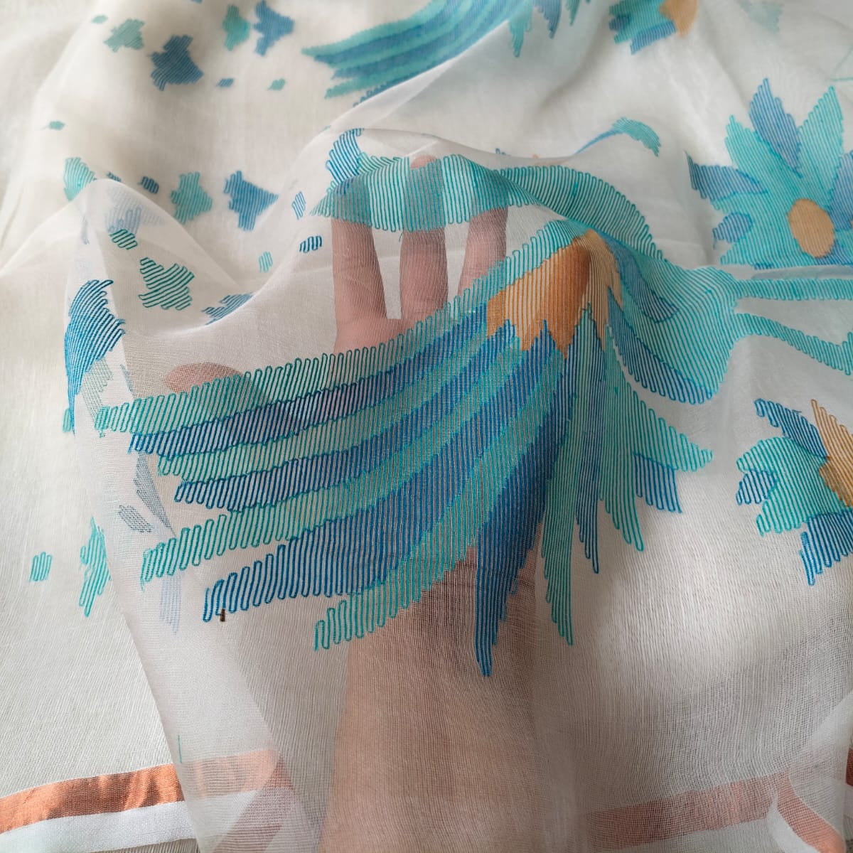 The muslin palla