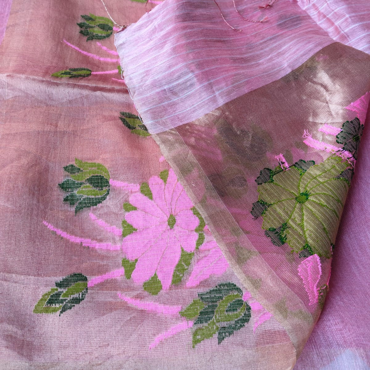 back side of handwoven palla