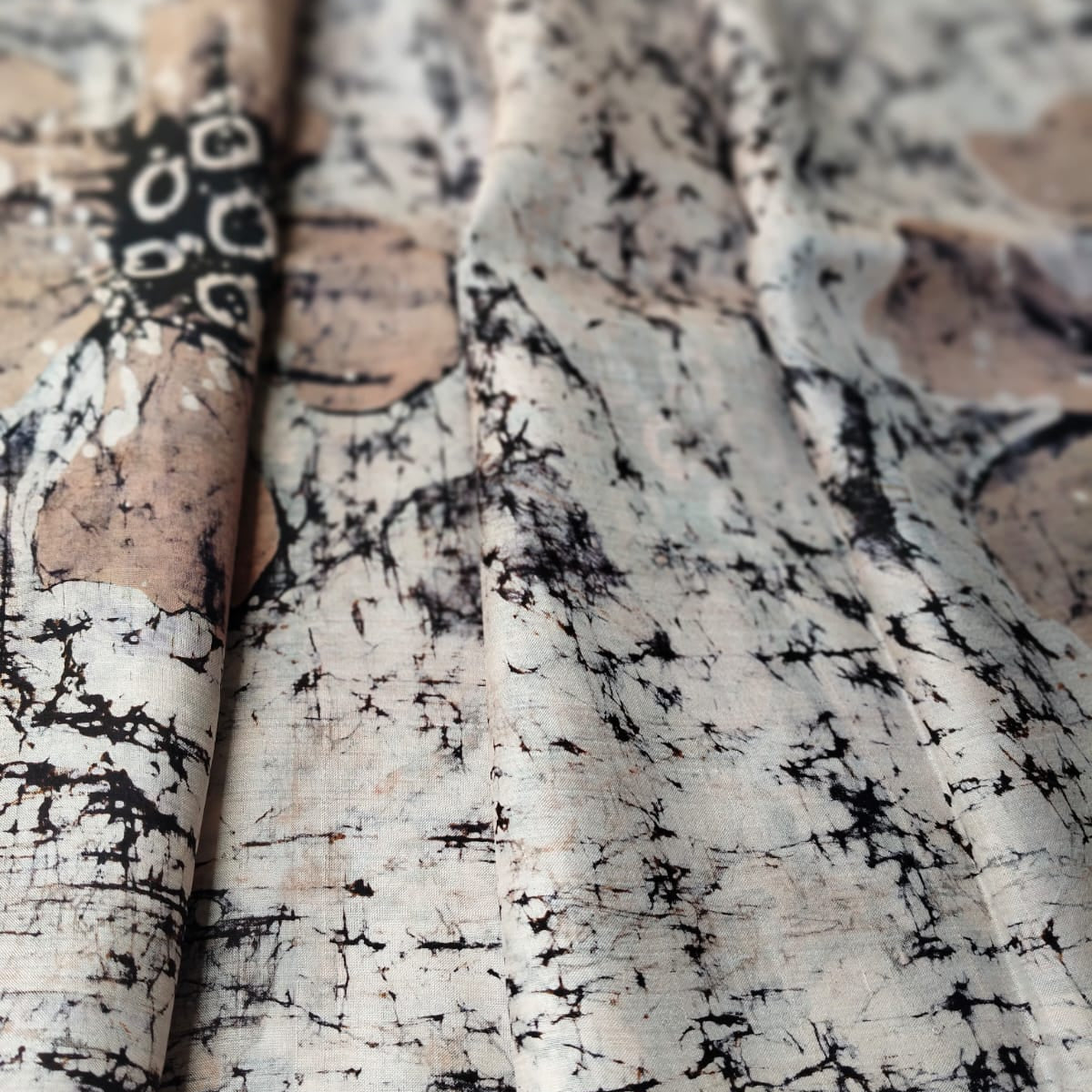 hand crack batik