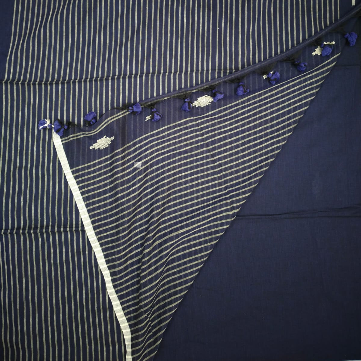Handloom pure mul cotton jamdani saree