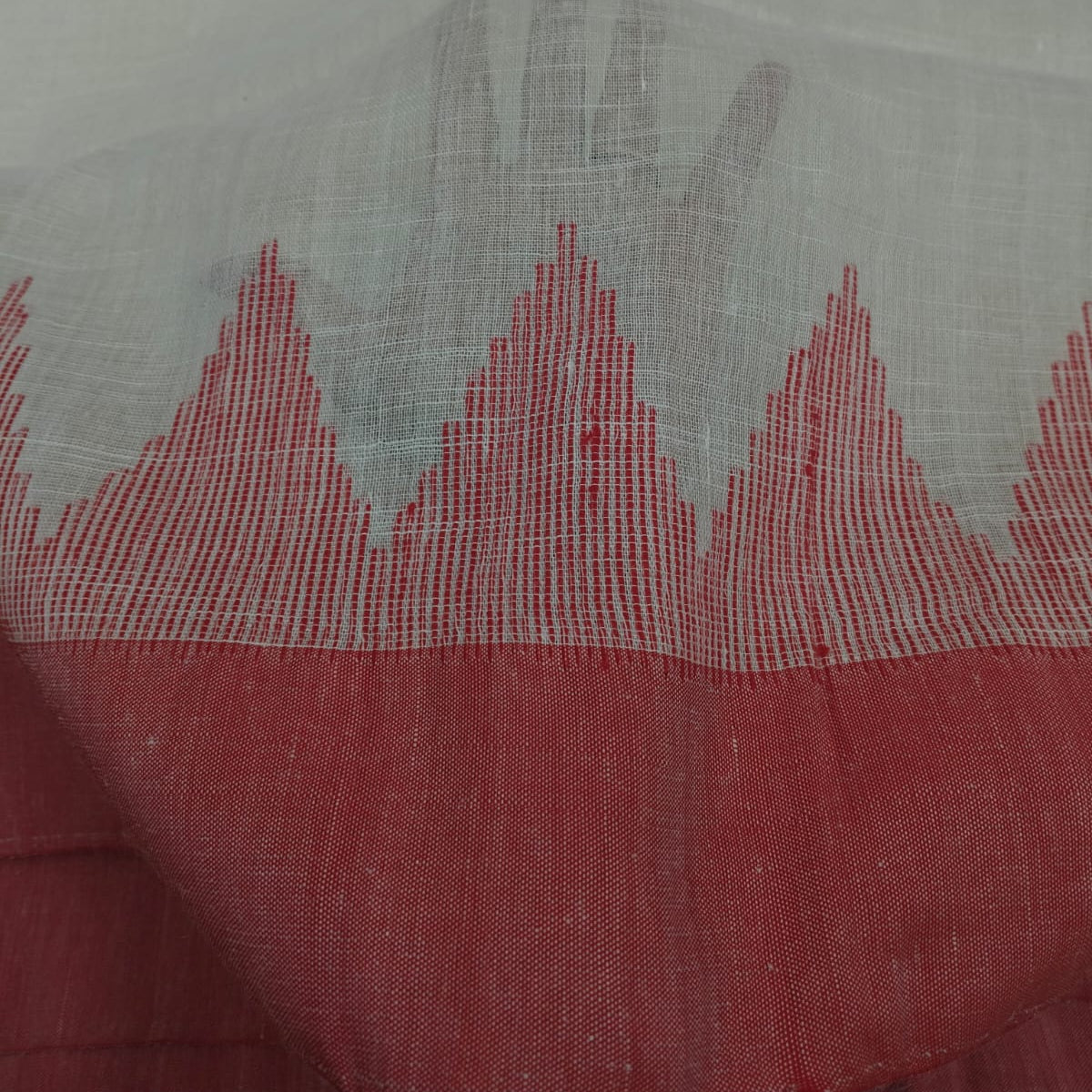 Handloom linen saree