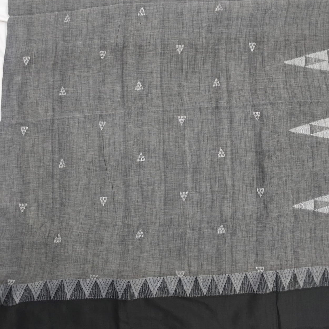 Handloom cotton saree