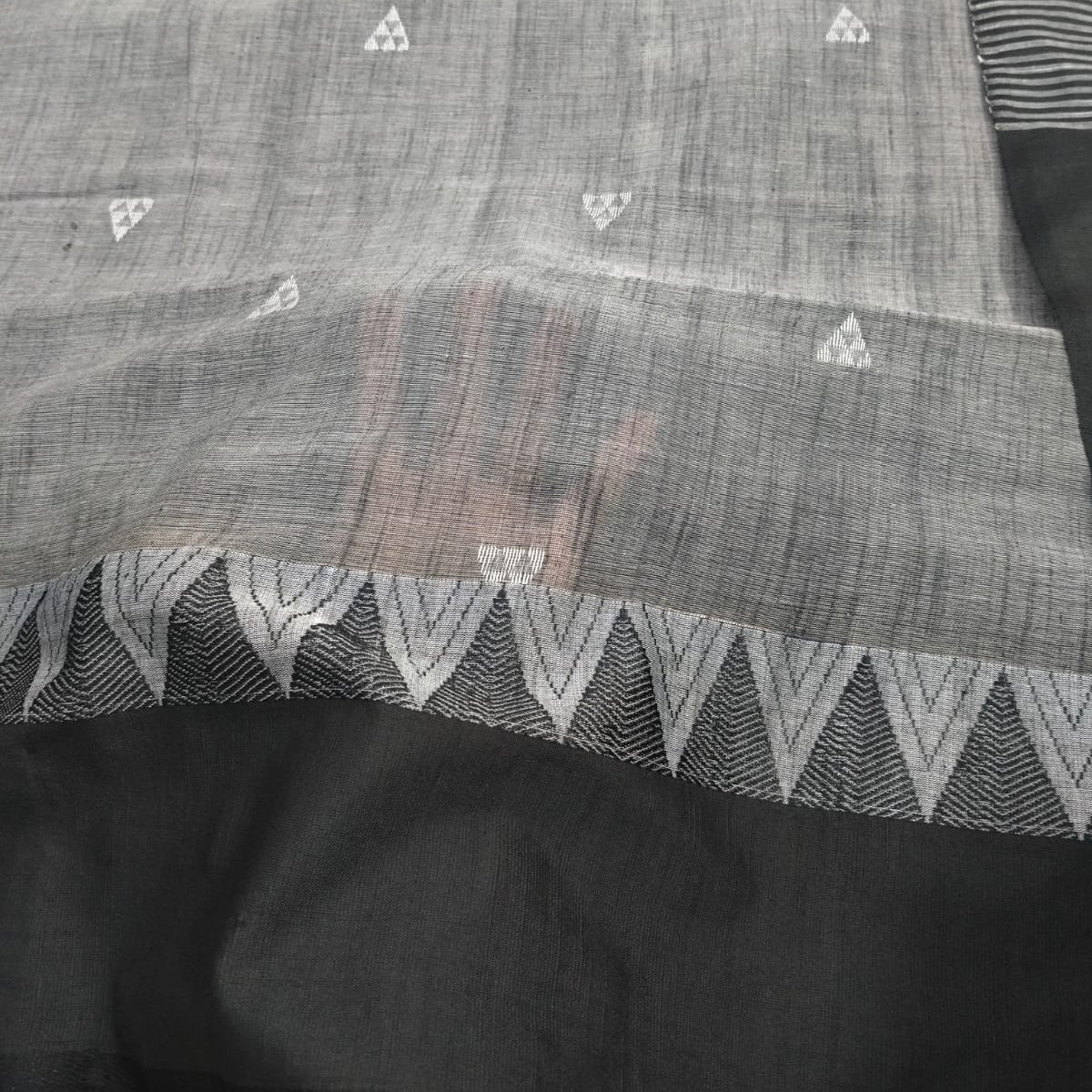 Handloom cotton saree