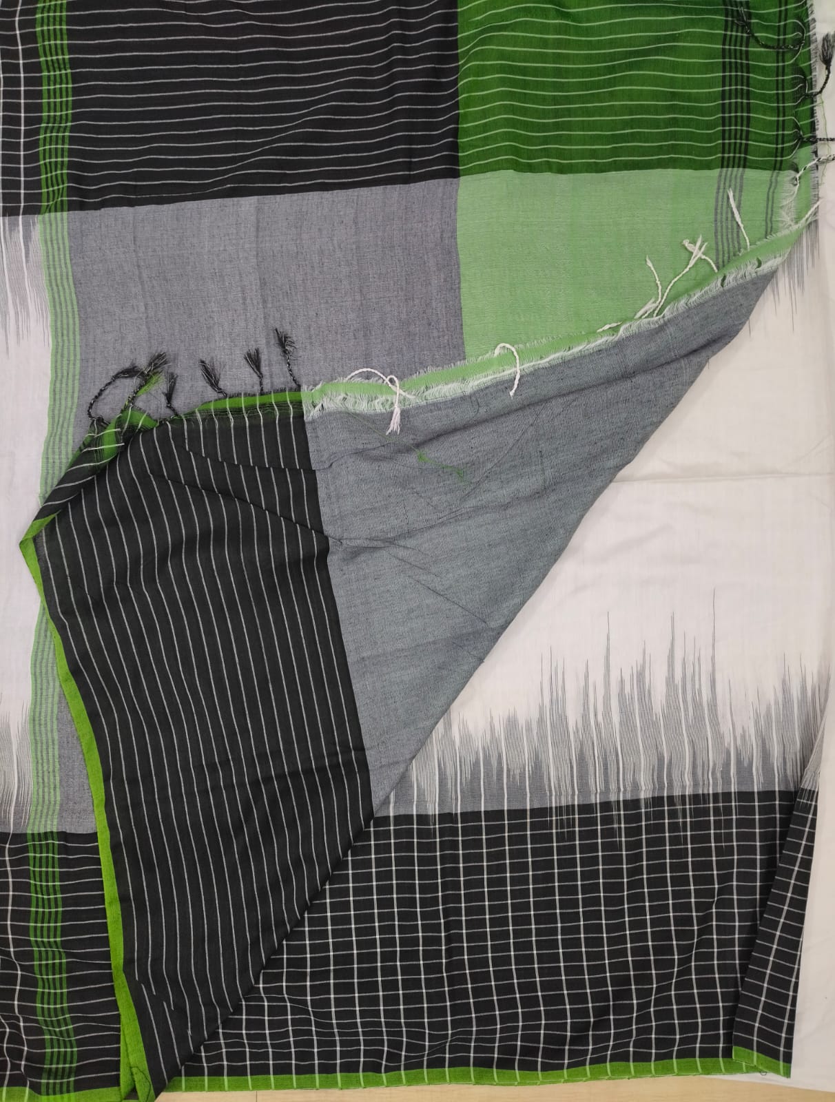 Handloom cotton saree