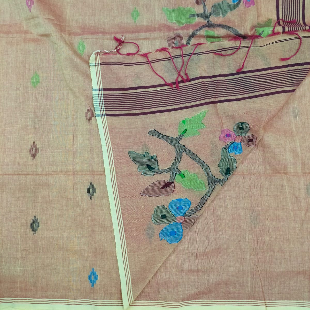 Handloom cotton jamdani saree