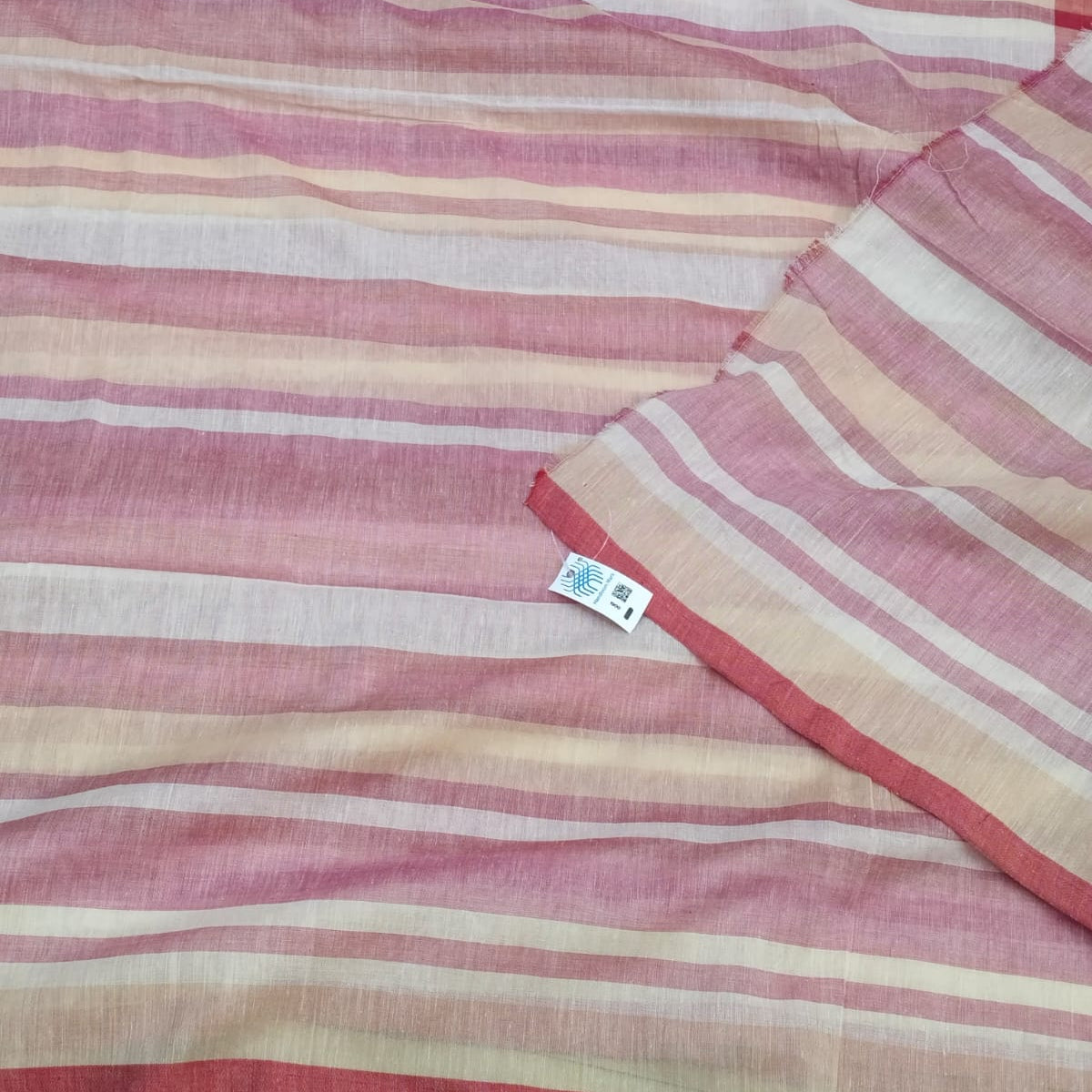 The bod of teh saree.
