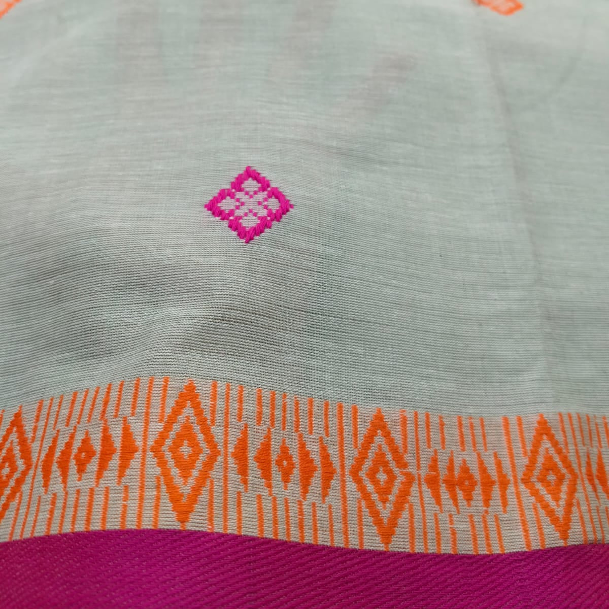 Handloom cotton saree