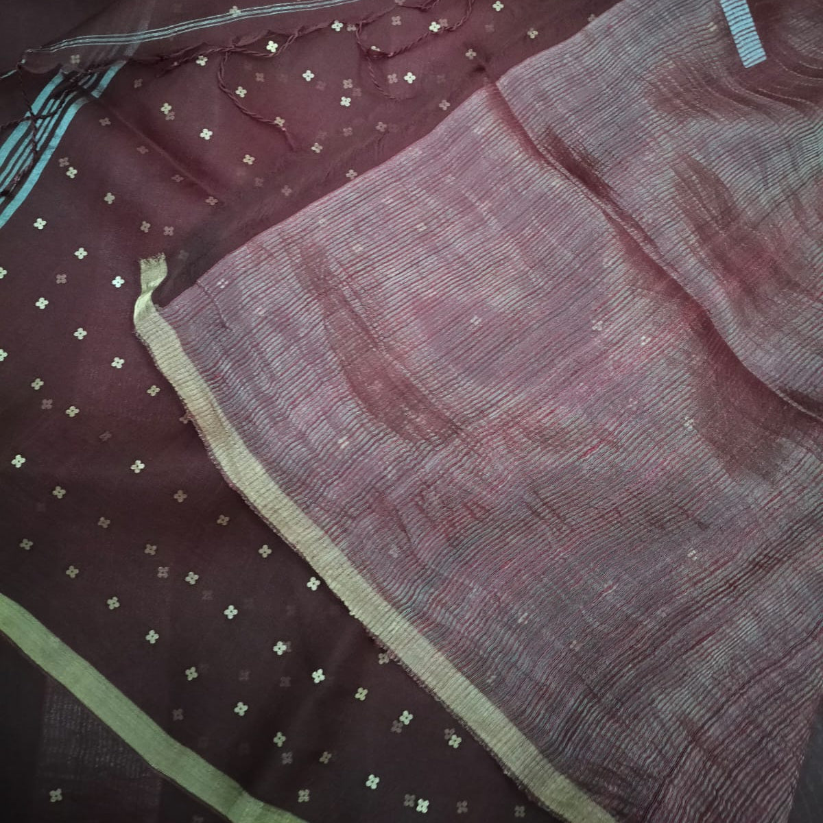 The blouse piece