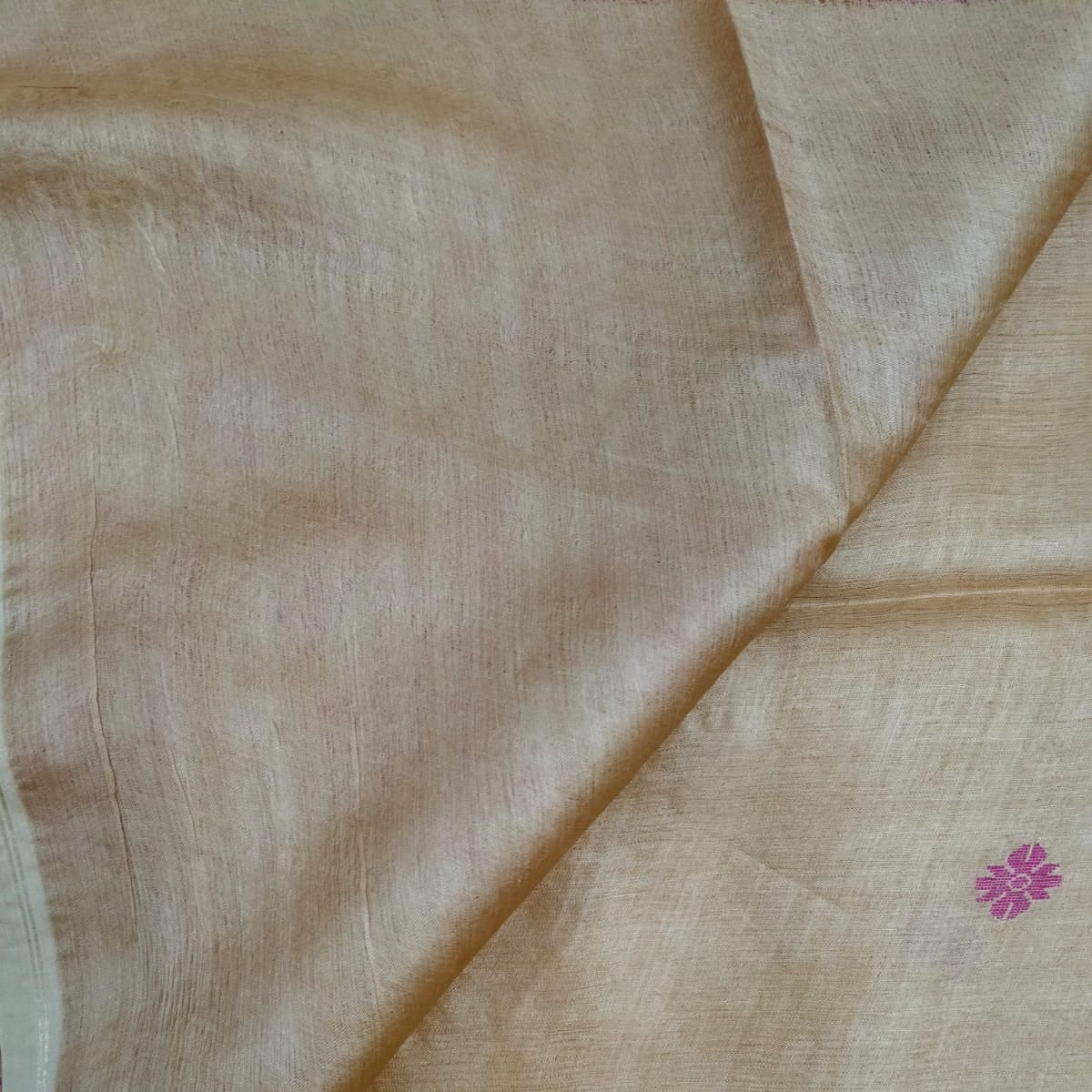 The blouse piece