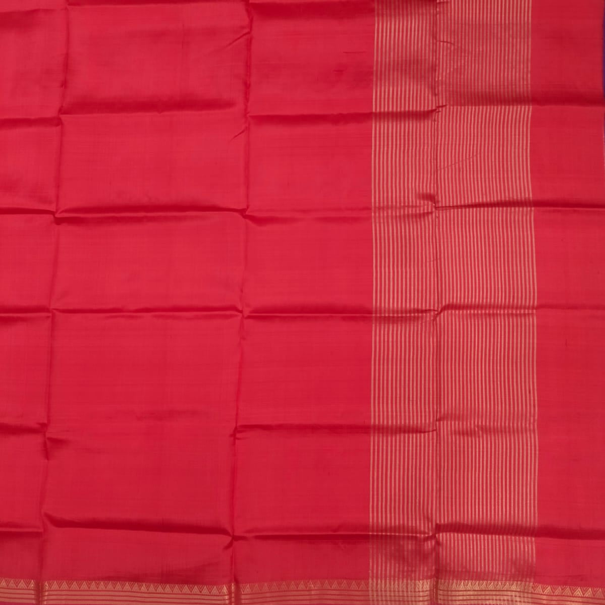 Handloom katan silk/mulberry silk plain saree with 1 inch zari border.