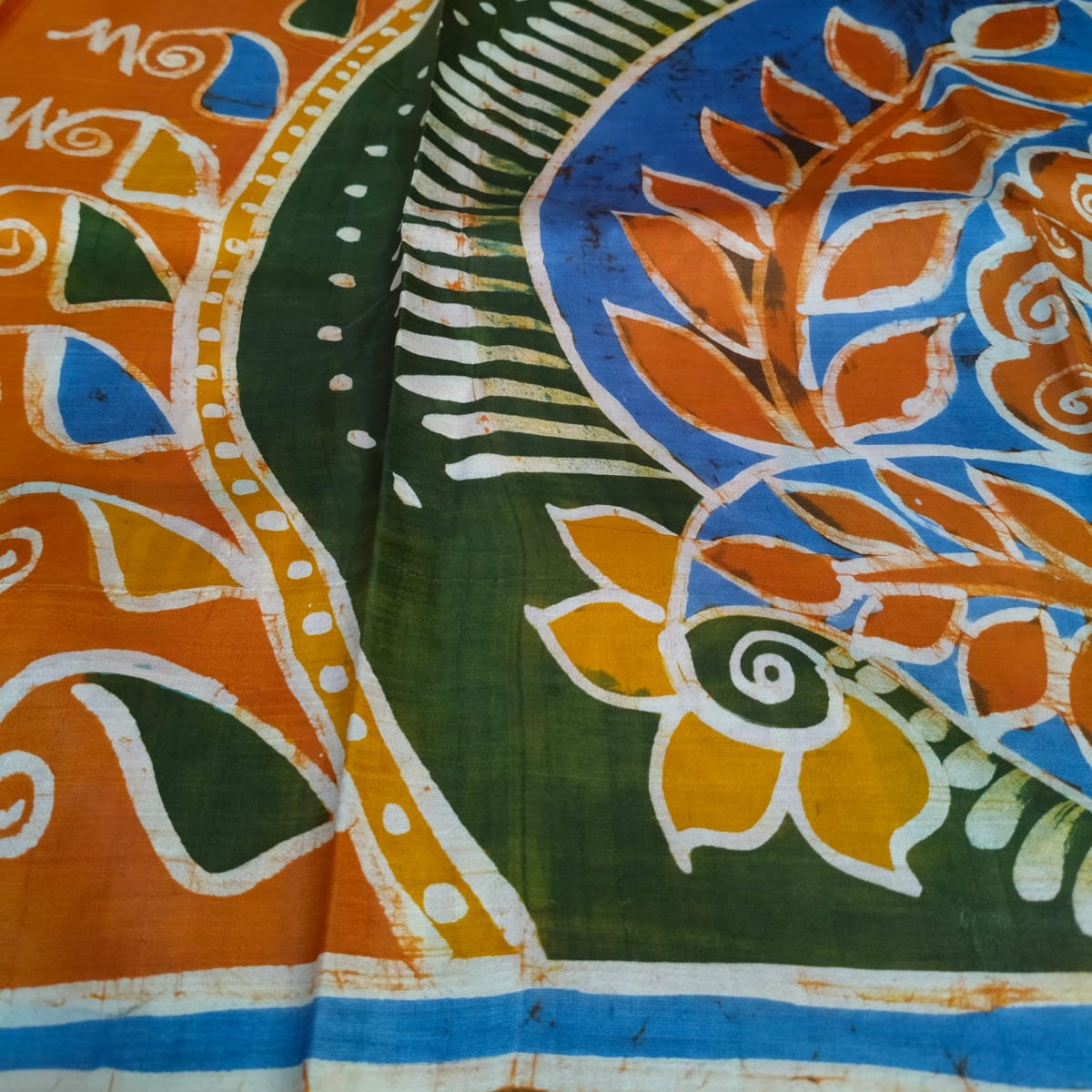 handbatik in katansilk and mulberry colour