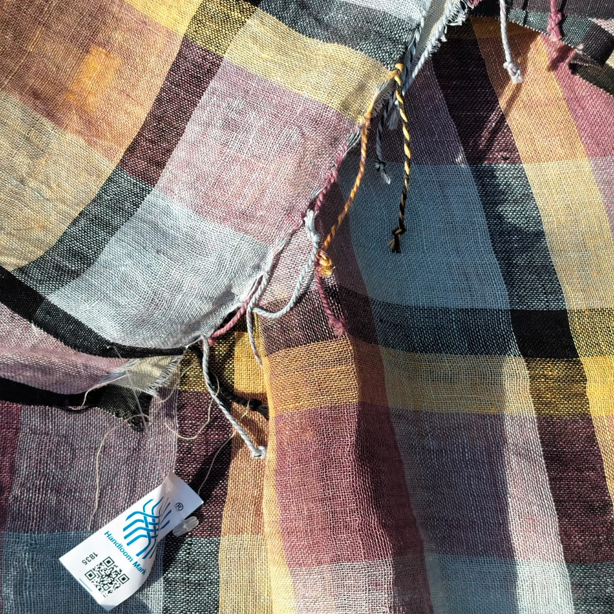 Linen Multicolour Chequered Handloom Saree